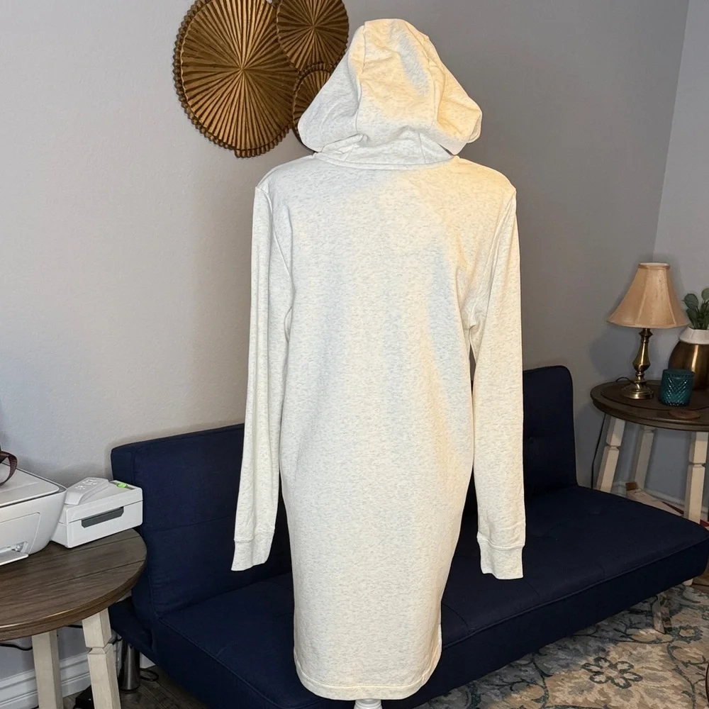 NWT Nike Quarter Zip Cream Feathered Gray Long Sleeve Hooded Sweater Dress Med